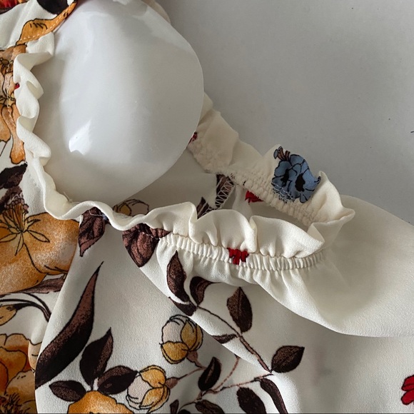 MONTEAU Cream & Orange Cold Shoulder Floral Top - Picture 3 of 5